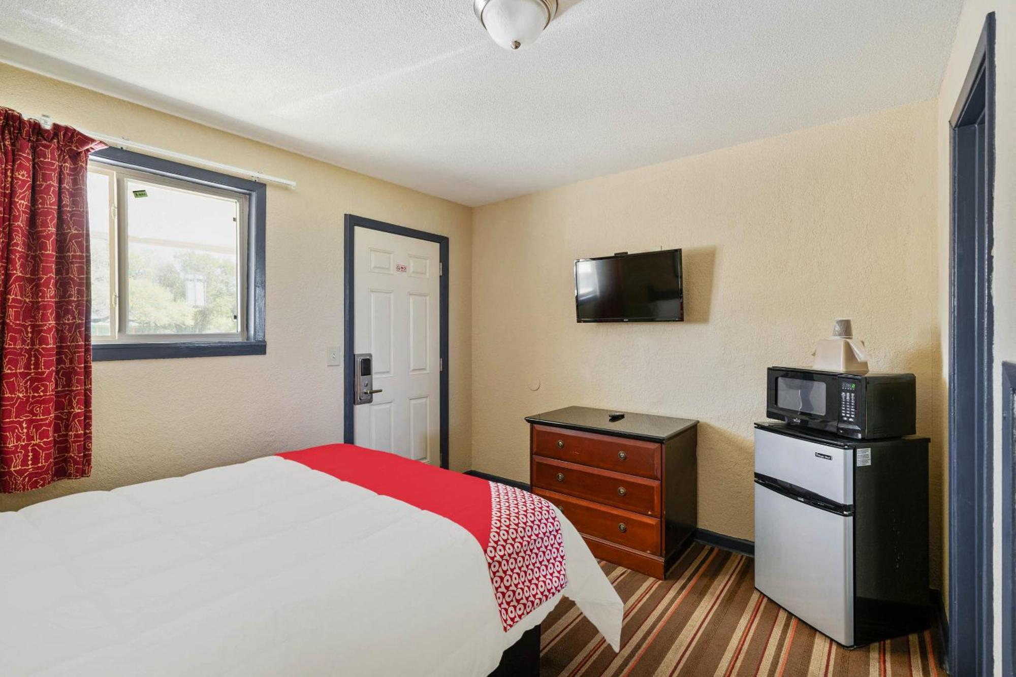 Oyo Hotel Luling Tx Downtown I-10/Us-90 Eksteriør bilde